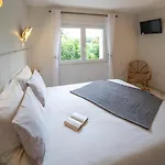 Domaine Des Demoiselles - D'hotes Et Bed & Breakfast Hauteville (Pas-de-Calais)