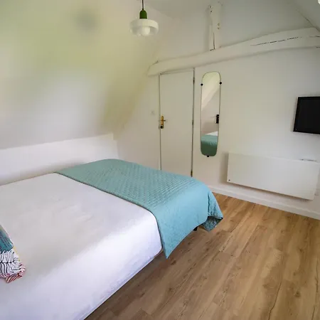 Domaine Des Demoiselles - D'hotes Et 3* Hauteville